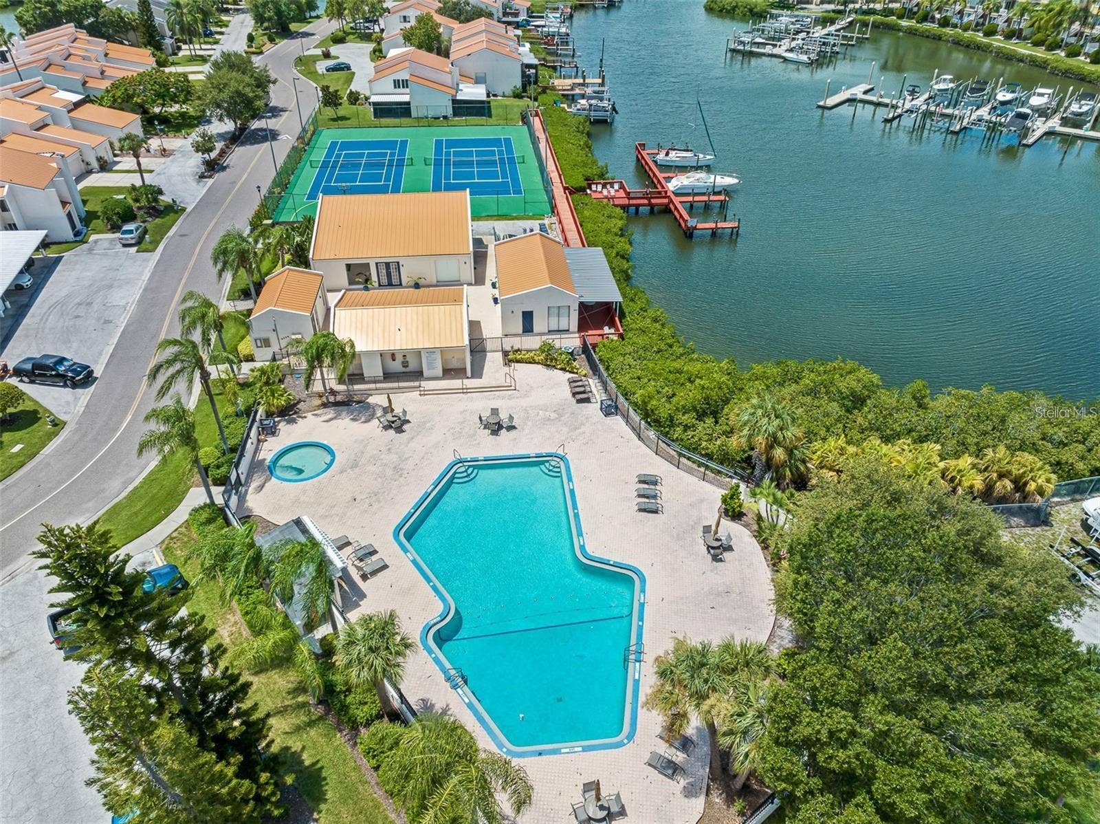 8719 COVE COURT, #10, Tampa, FL 33615 8719 COVE COURT, #10, Tampa, FL 33615