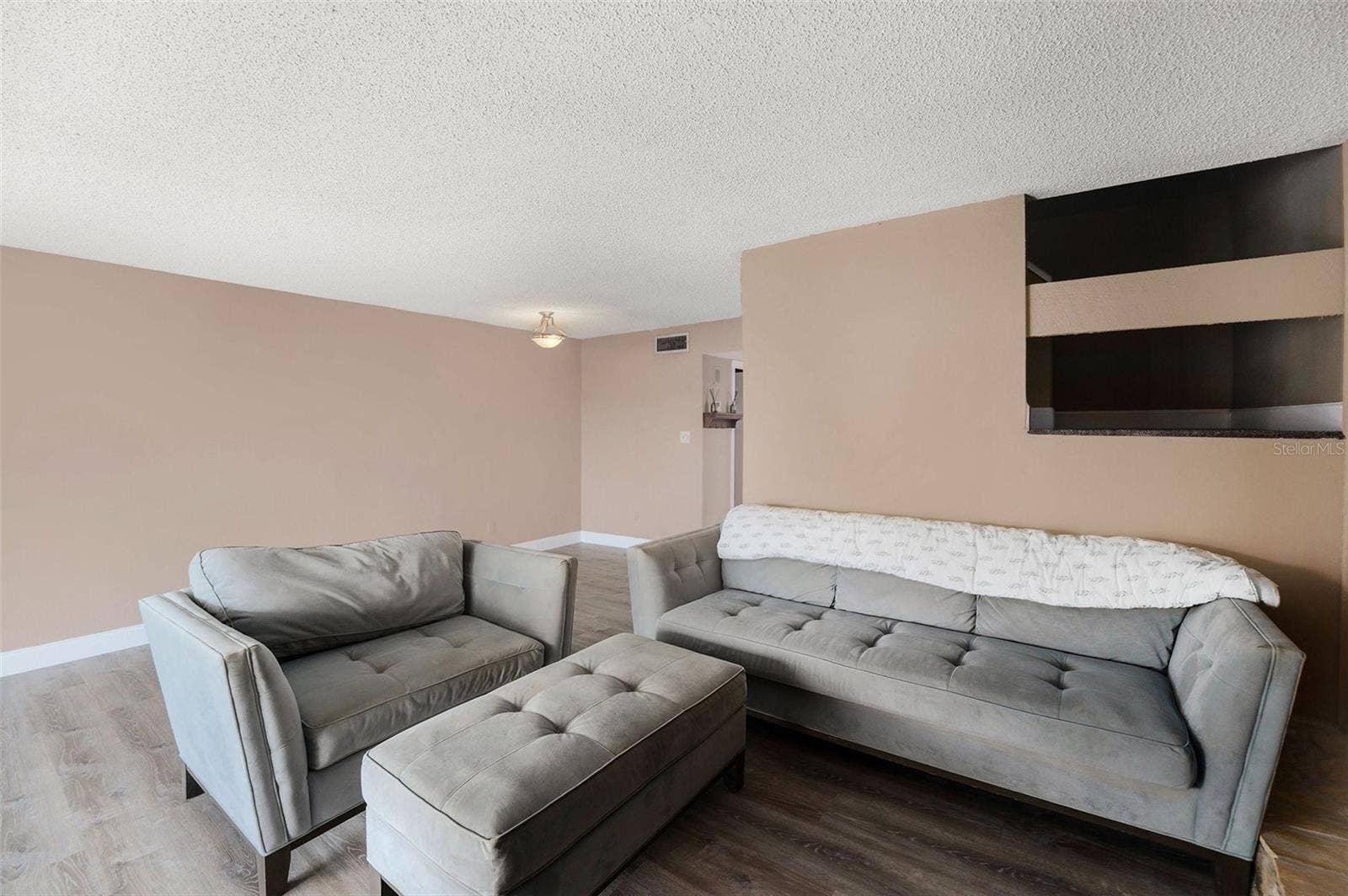 8719 COVE COURT, #10, Tampa, FL 33615 8719 COVE COURT, #10, Tampa, FL 33615