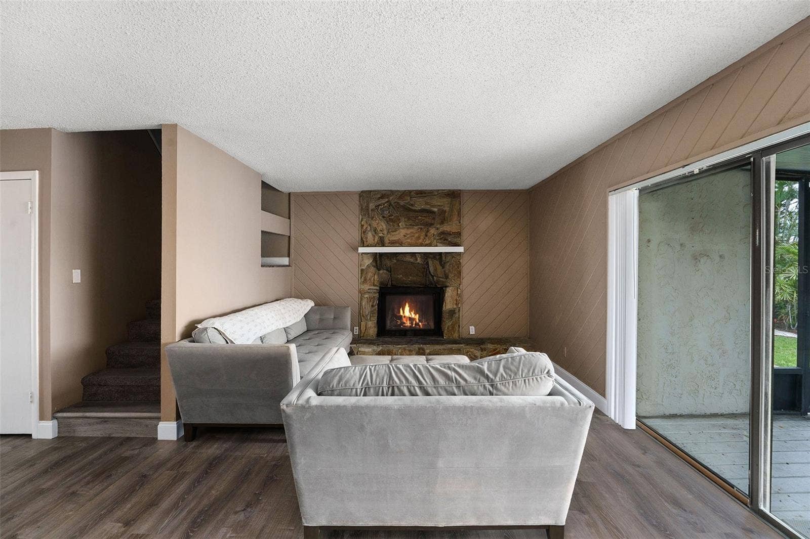 8719 COVE COURT, #10, Tampa, FL 33615 8719 COVE COURT, #10, Tampa, FL 33615