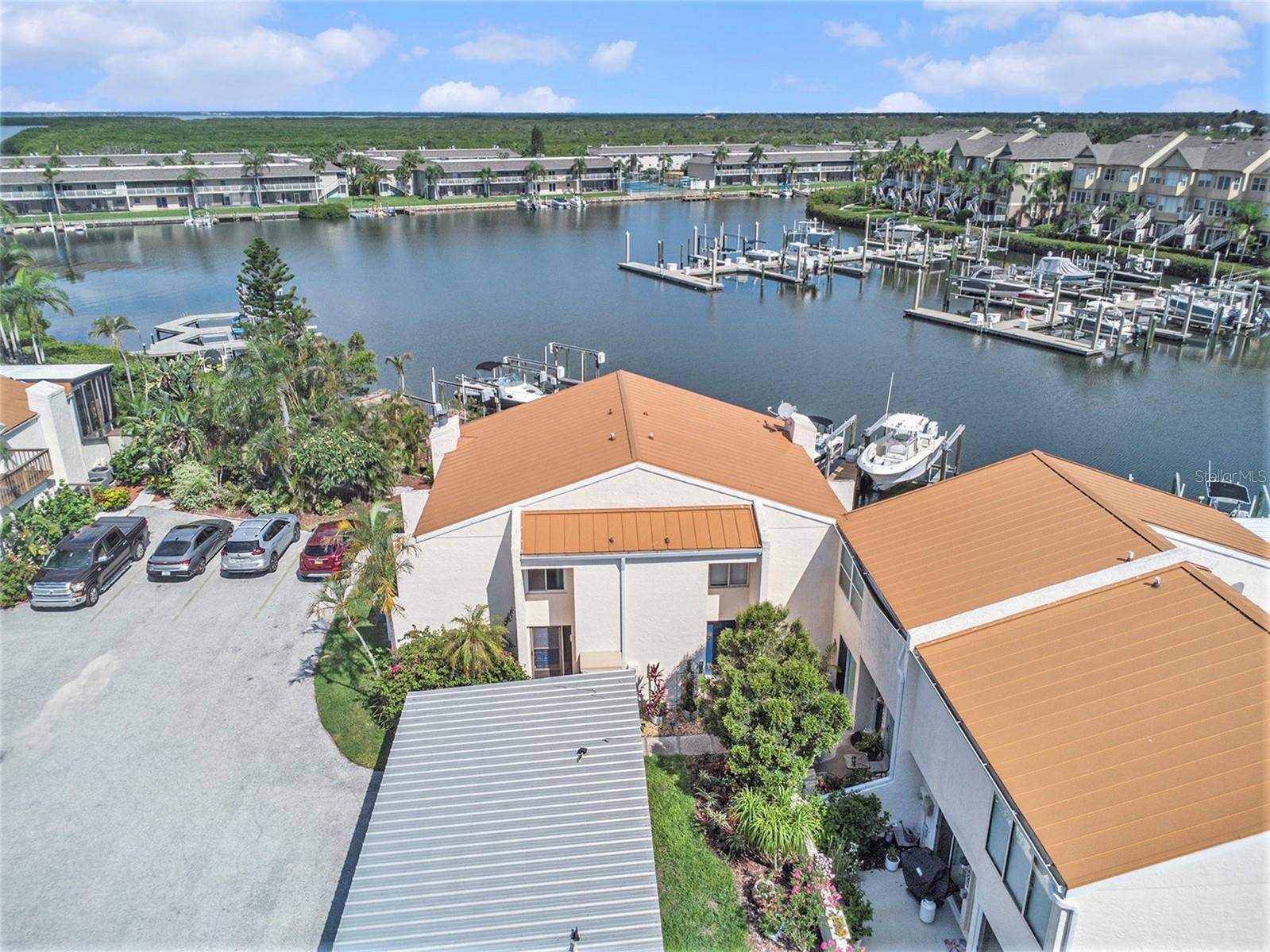 8719 COVE COURT, #10, Tampa, FL 33615 8719 COVE COURT, #10, Tampa, FL 33615