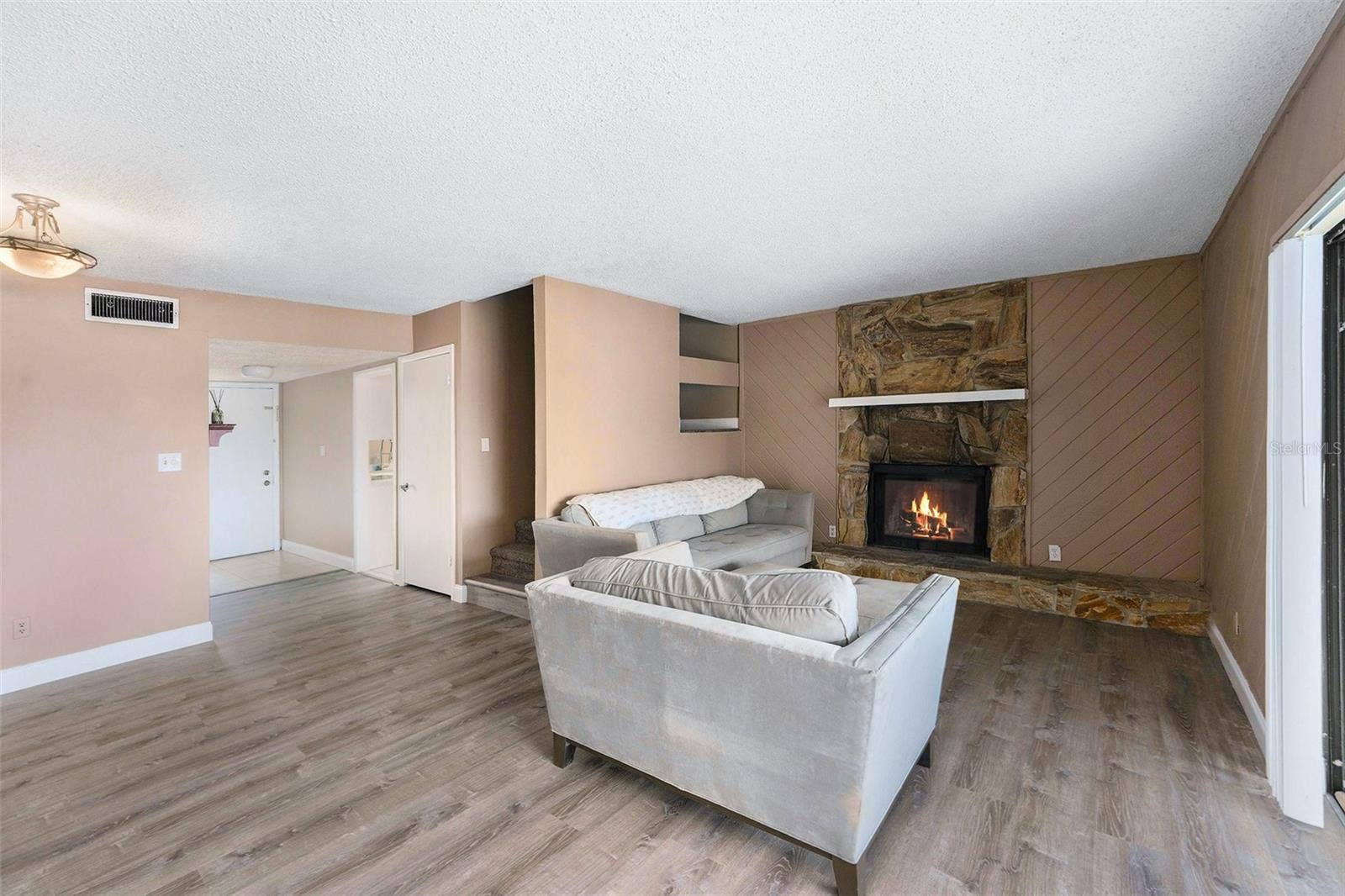8719 COVE COURT, #10, Tampa, FL 33615 8719 COVE COURT, #10, Tampa, FL 33615