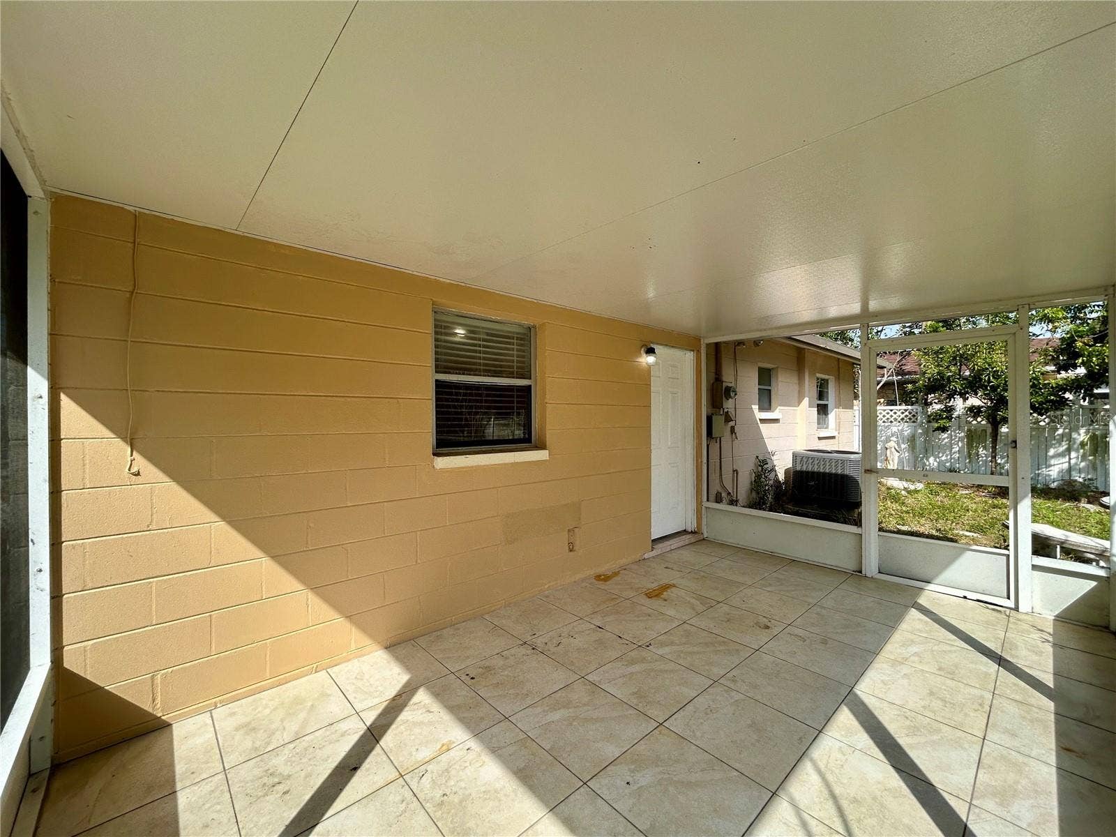 816 62ND AVENUE NE, St Petersburg, FL 33702 816 62ND AVENUE NE, St Petersburg, FL 33702