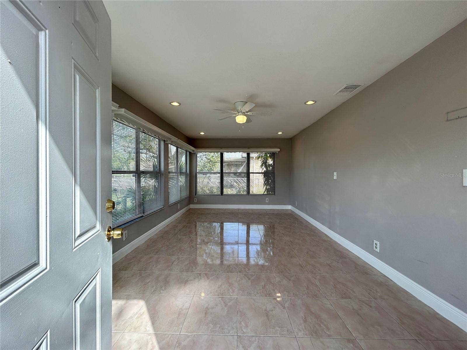816 62ND AVENUE NE, St Petersburg, FL 33702 816 62ND AVENUE NE, St Petersburg, FL 33702