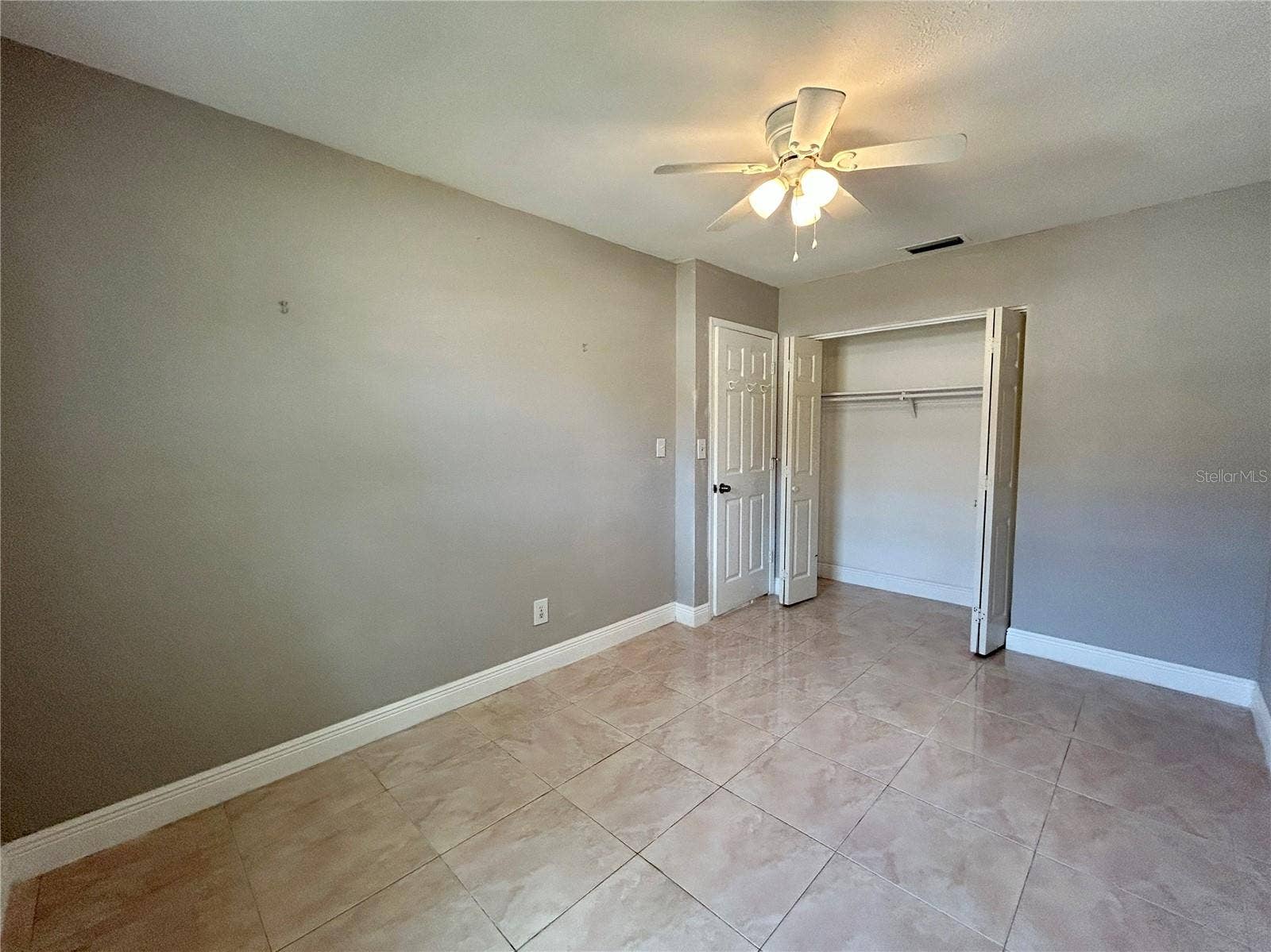 816 62ND AVENUE NE, St Petersburg, FL 33702 816 62ND AVENUE NE, St Petersburg, FL 33702