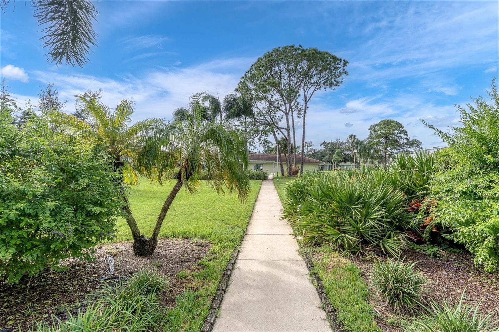 4885 1ST STREET NE, #106, St Petersburg, FL 33703