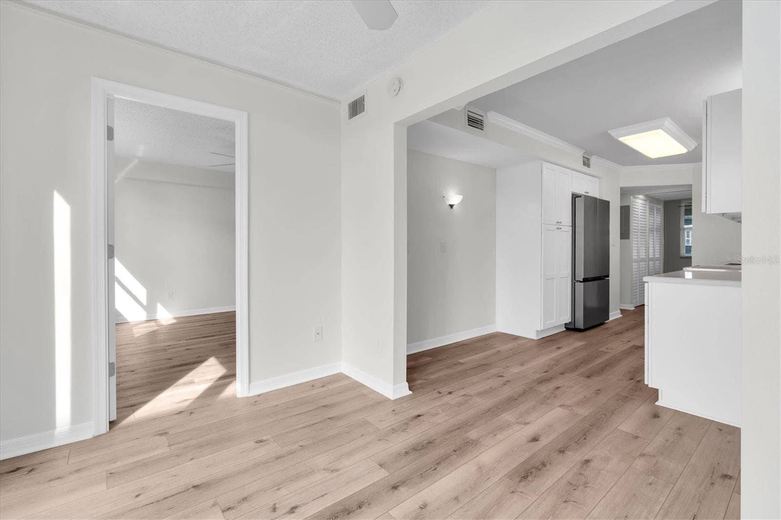 4885 1ST STREET NE, #106, St Petersburg, FL 33703