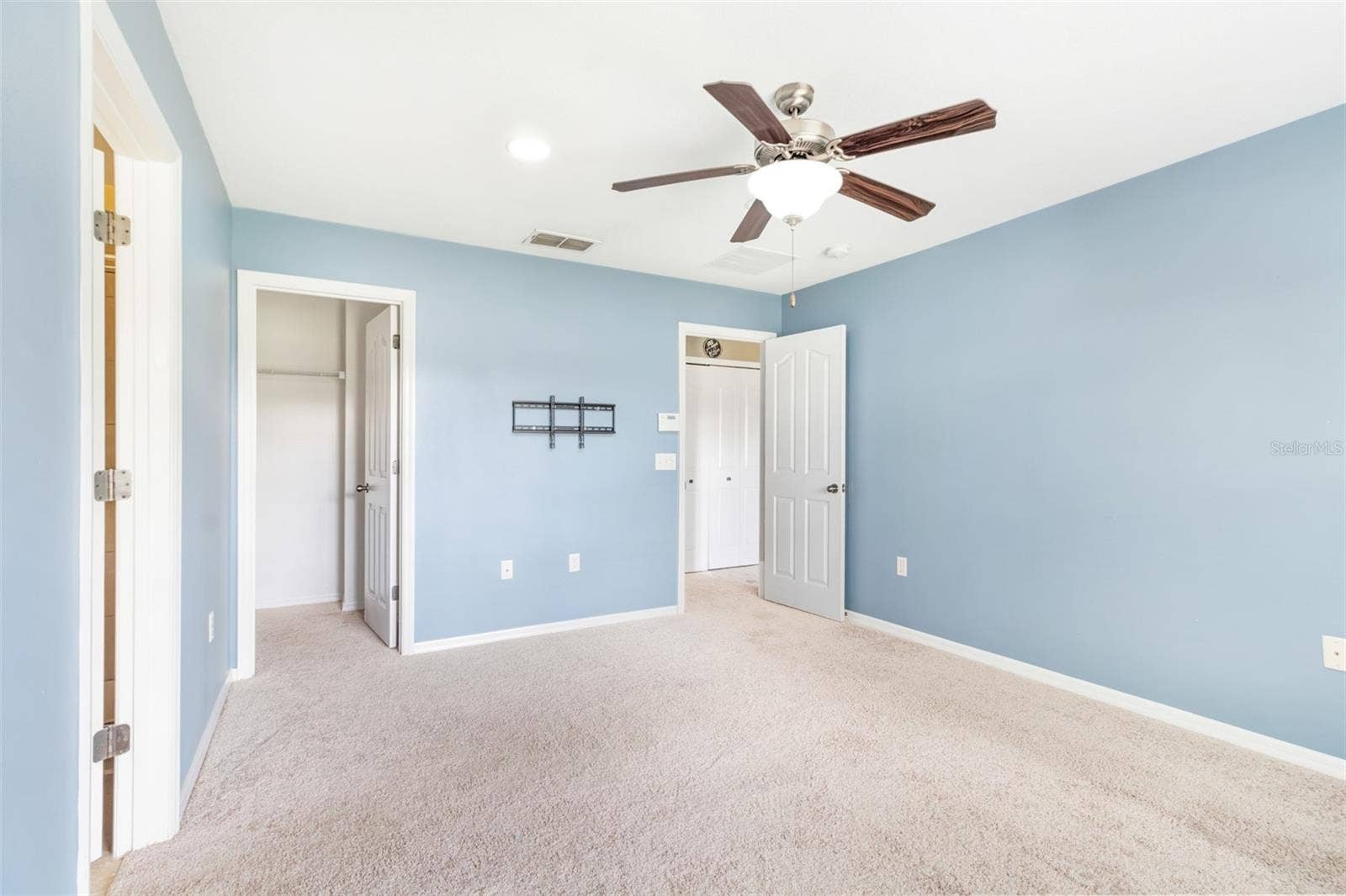 10851 KENSINGTON PARK AVENUE, Riverview, FL 33578 10851 KENSINGTON PARK AVENUE, Riverview, FL 33578