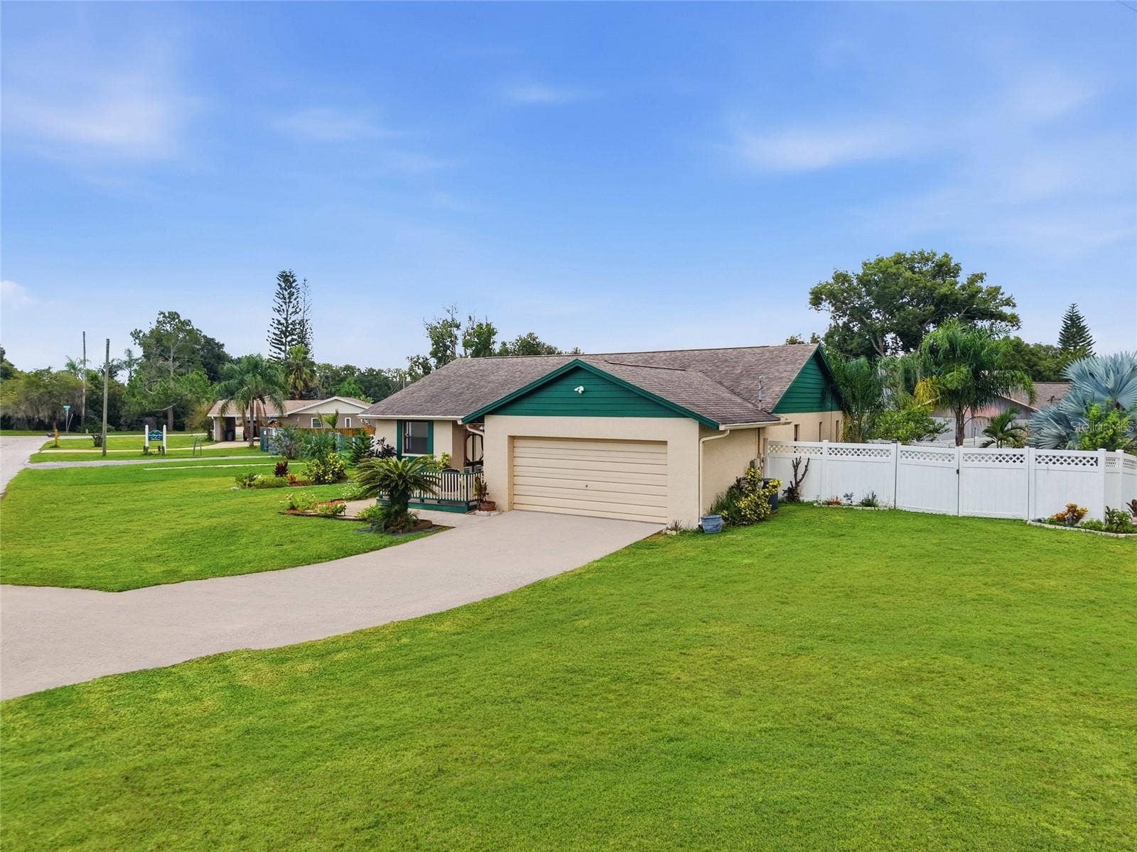 3179 LAKE SAXON DRIVE, Land O Lakes, FL 34639
