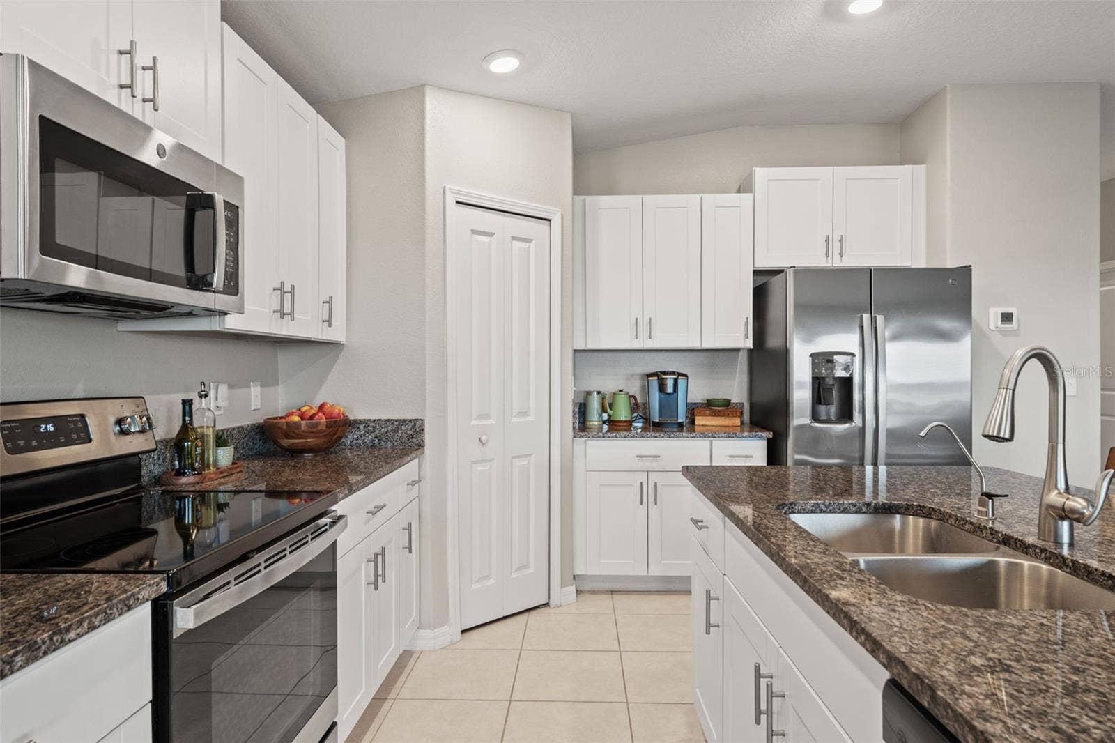 31713 SUN KETTLE LOOP, Wesley Chapel, FL 33545 31713 SUN KETTLE LOOP, Wesley Chapel, FL 33545