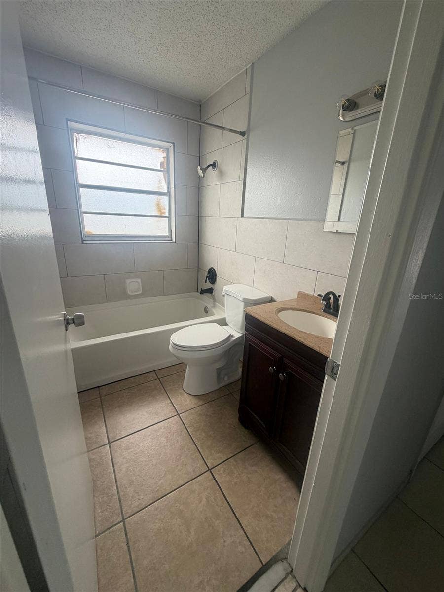 4505 67TH STREET W, #4, Bradenton, FL 34210
