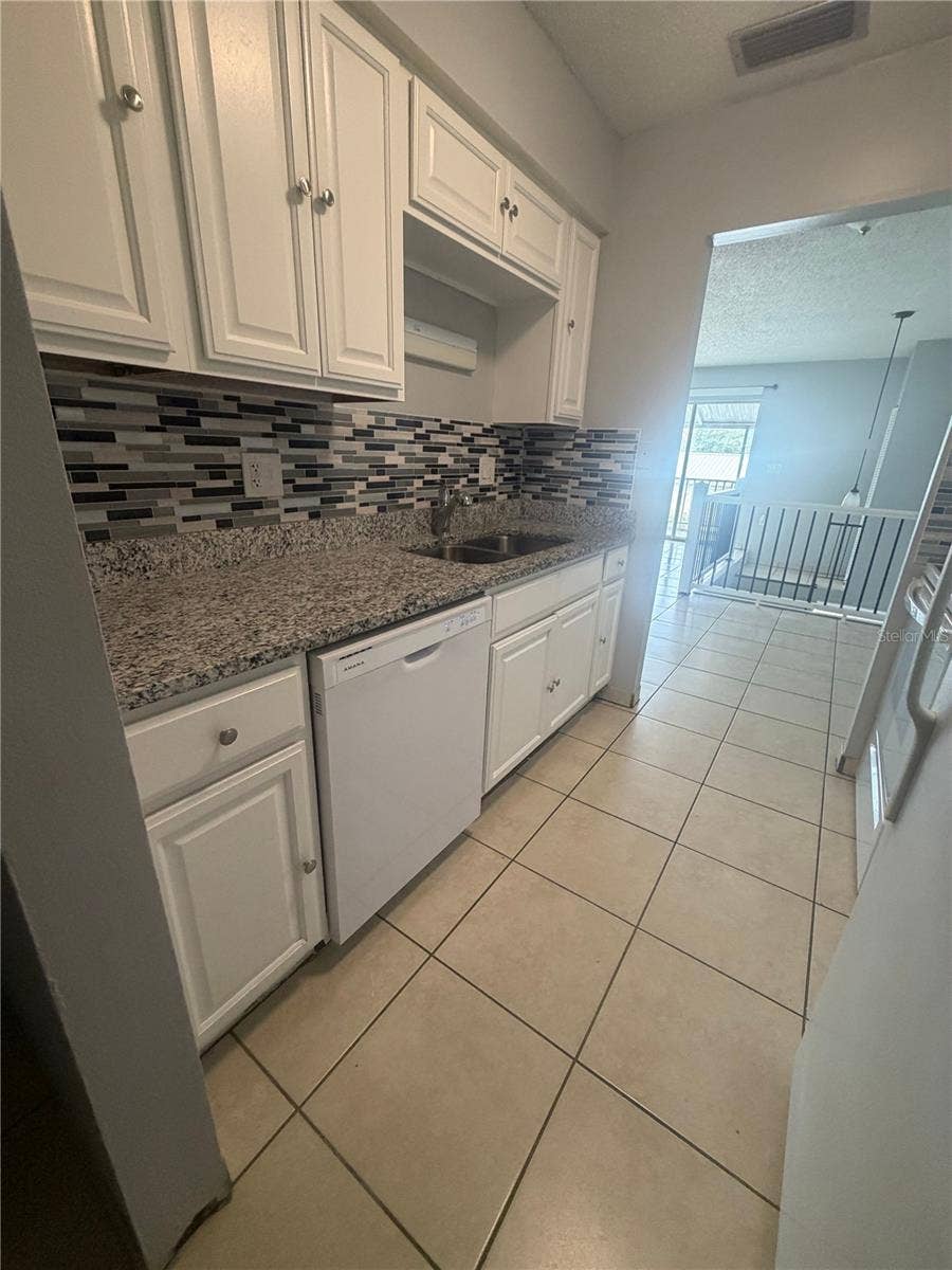 4505 67TH STREET W, #4, Bradenton, FL 34210