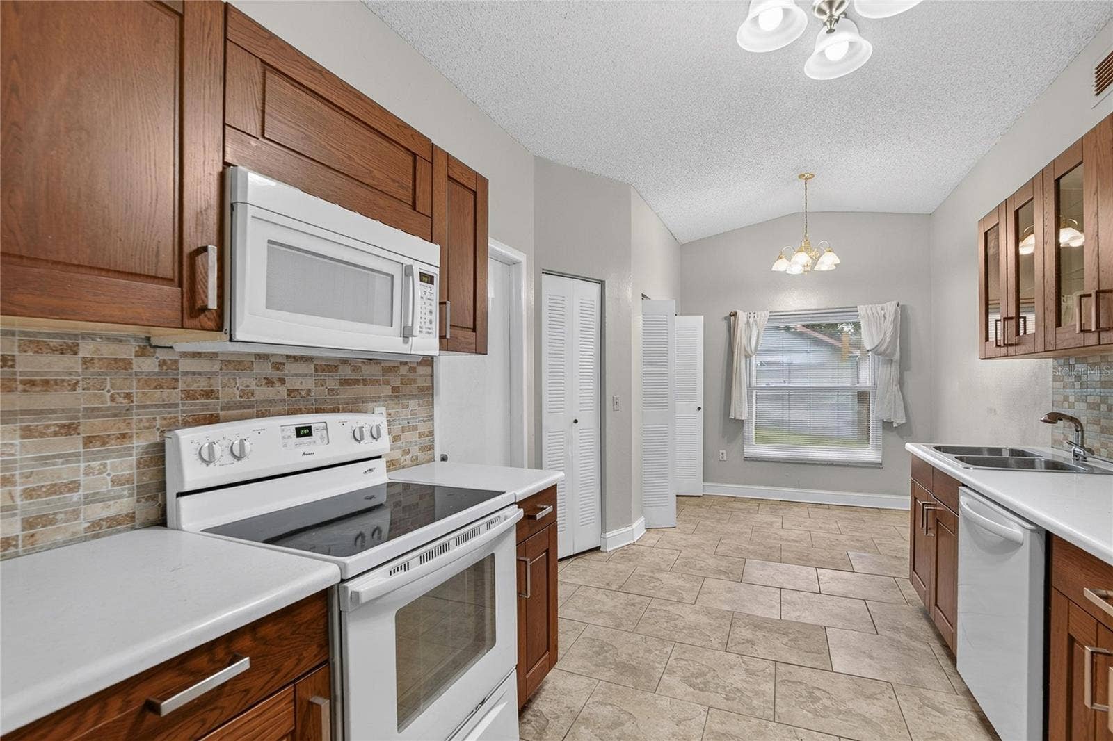 629 STILLVIEW CIRCLE, Brandon, FL 33510 629 STILLVIEW CIRCLE, Brandon, FL 33510
