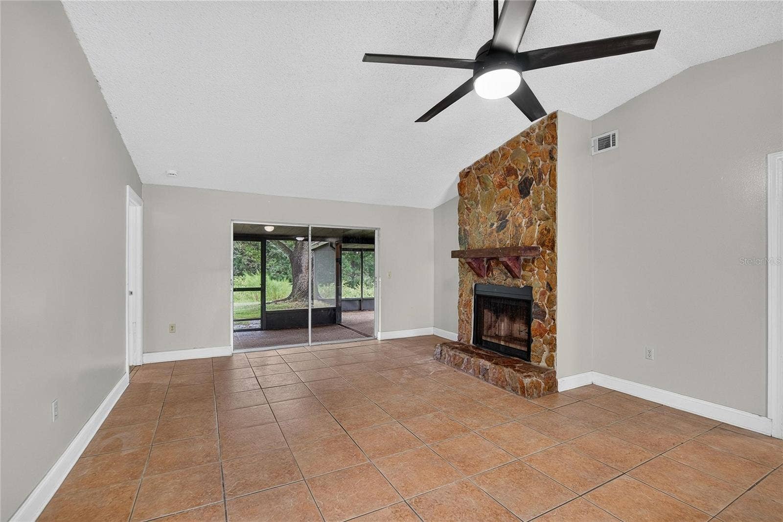 629 STILLVIEW CIRCLE, Brandon, FL 33510 629 STILLVIEW CIRCLE, Brandon, FL 33510