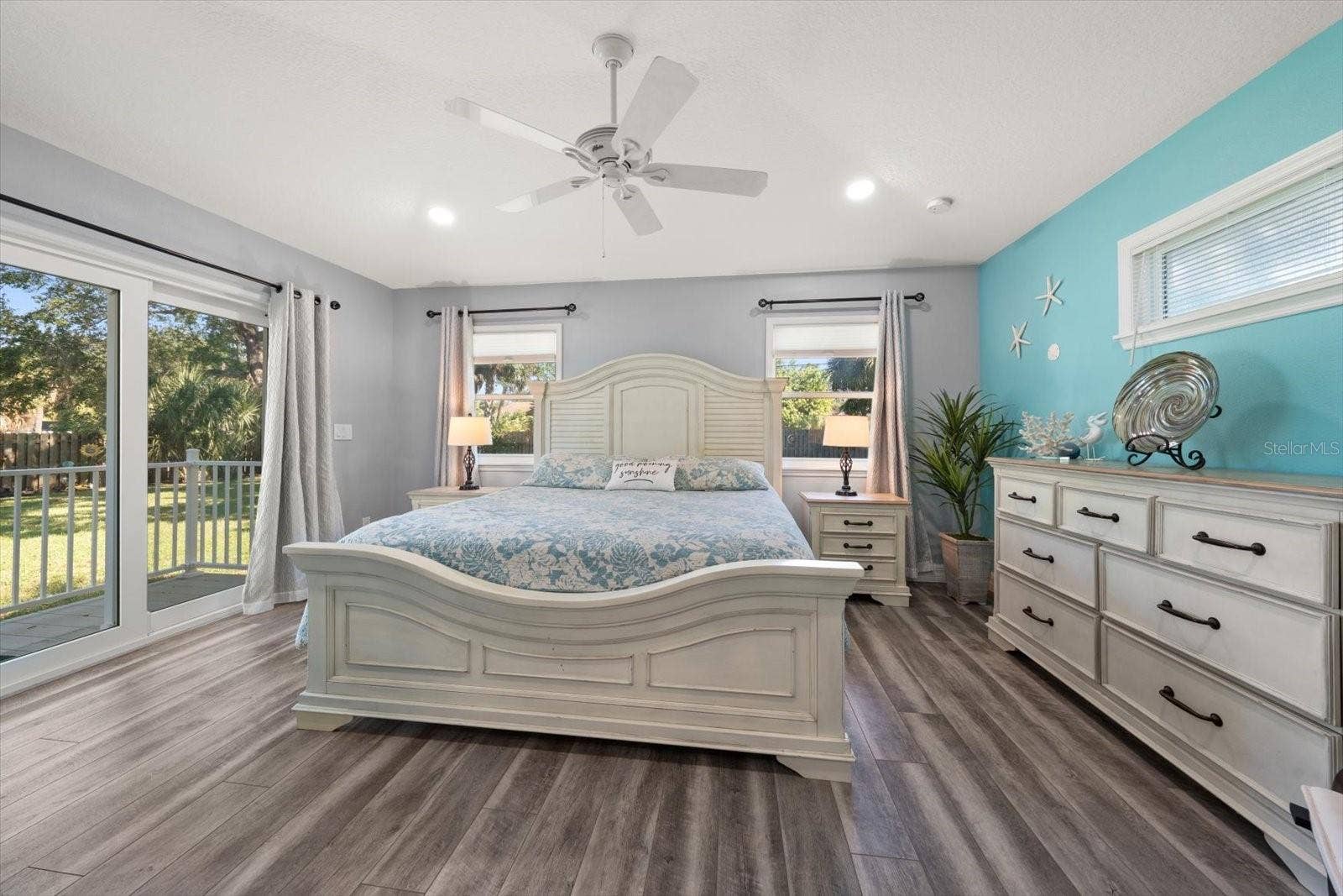 2534 BAYSIDE DRIVE S, St Petersburg, FL 33705