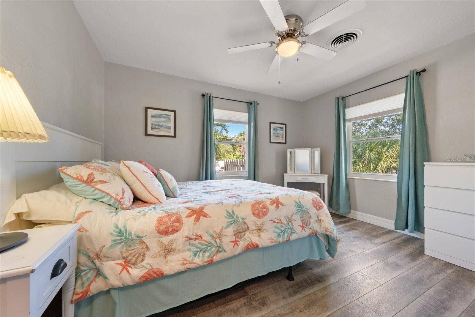 2534 BAYSIDE DRIVE S, St Petersburg, FL 33705