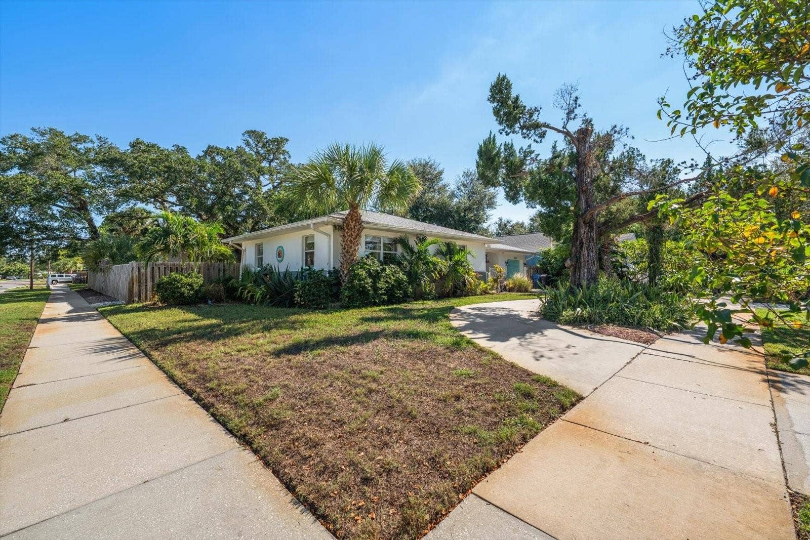 2534 BAYSIDE DRIVE S, St Petersburg, FL 33705