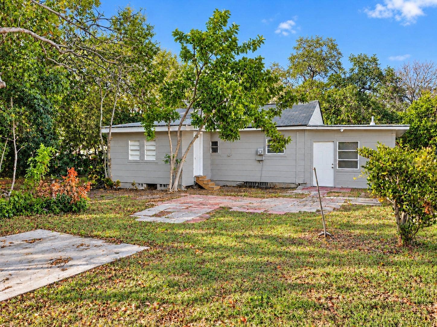 1007 15TH AVENUE NW, Largo, FL 33770
