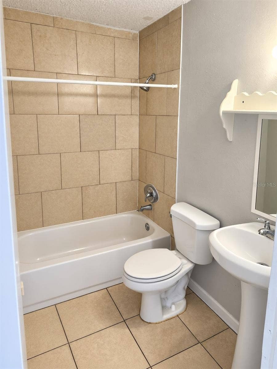 8306 N 13TH STREET, Tampa, FL 33604