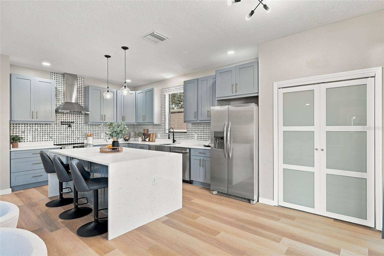 1306 GARDEN STONE LANE, Brandon, FL 33510 Kitchen