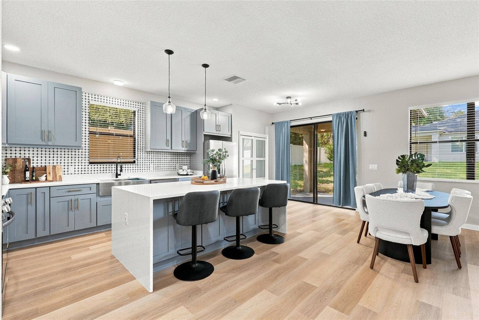 1306 GARDEN STONE LANE, Brandon, FL 33510 Kitchen/Dining Area
