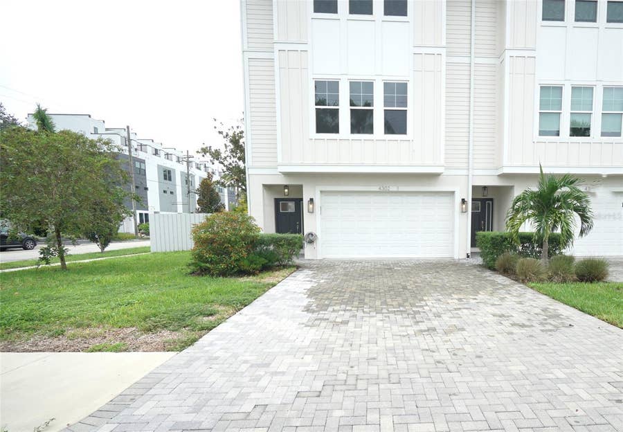 Property photo for 4302 W NORTH B STREET, #1, Tampa, FL