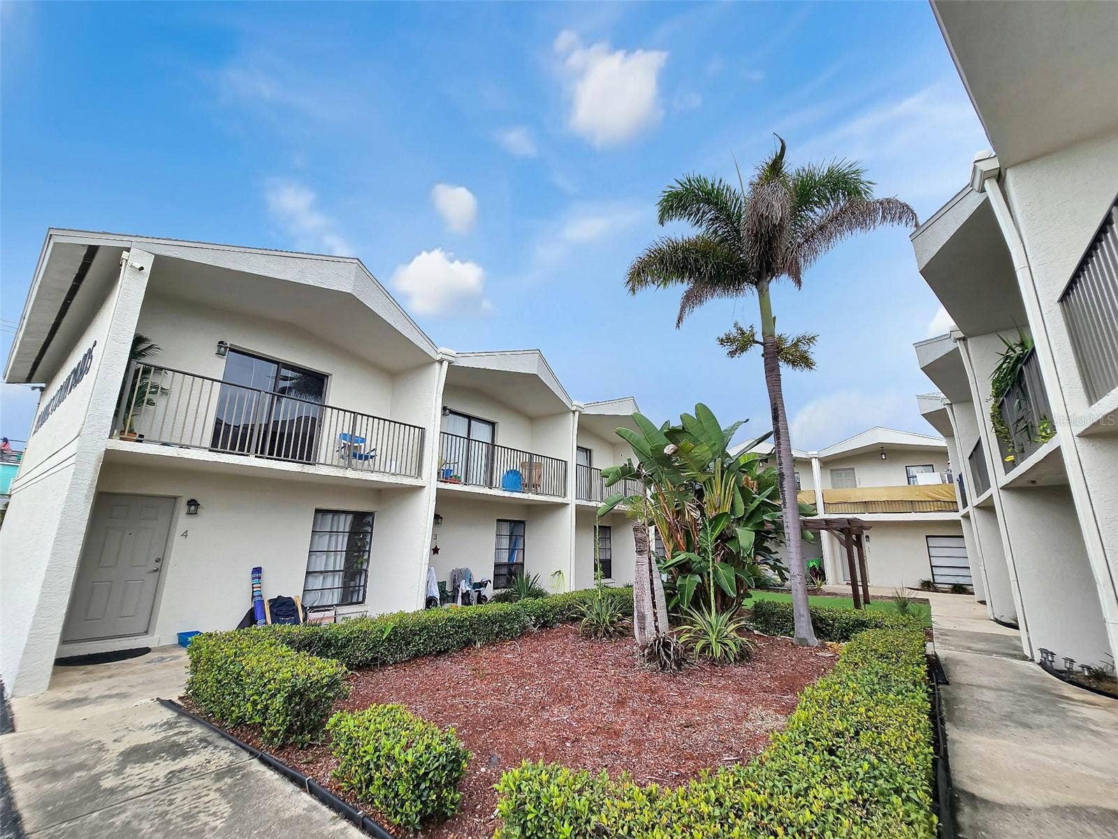 382 S ORLANDO AVENUE, Cocoa Beach, FL 32931 382 S ORLANDO AVENUE, Cocoa Beach, FL 32931