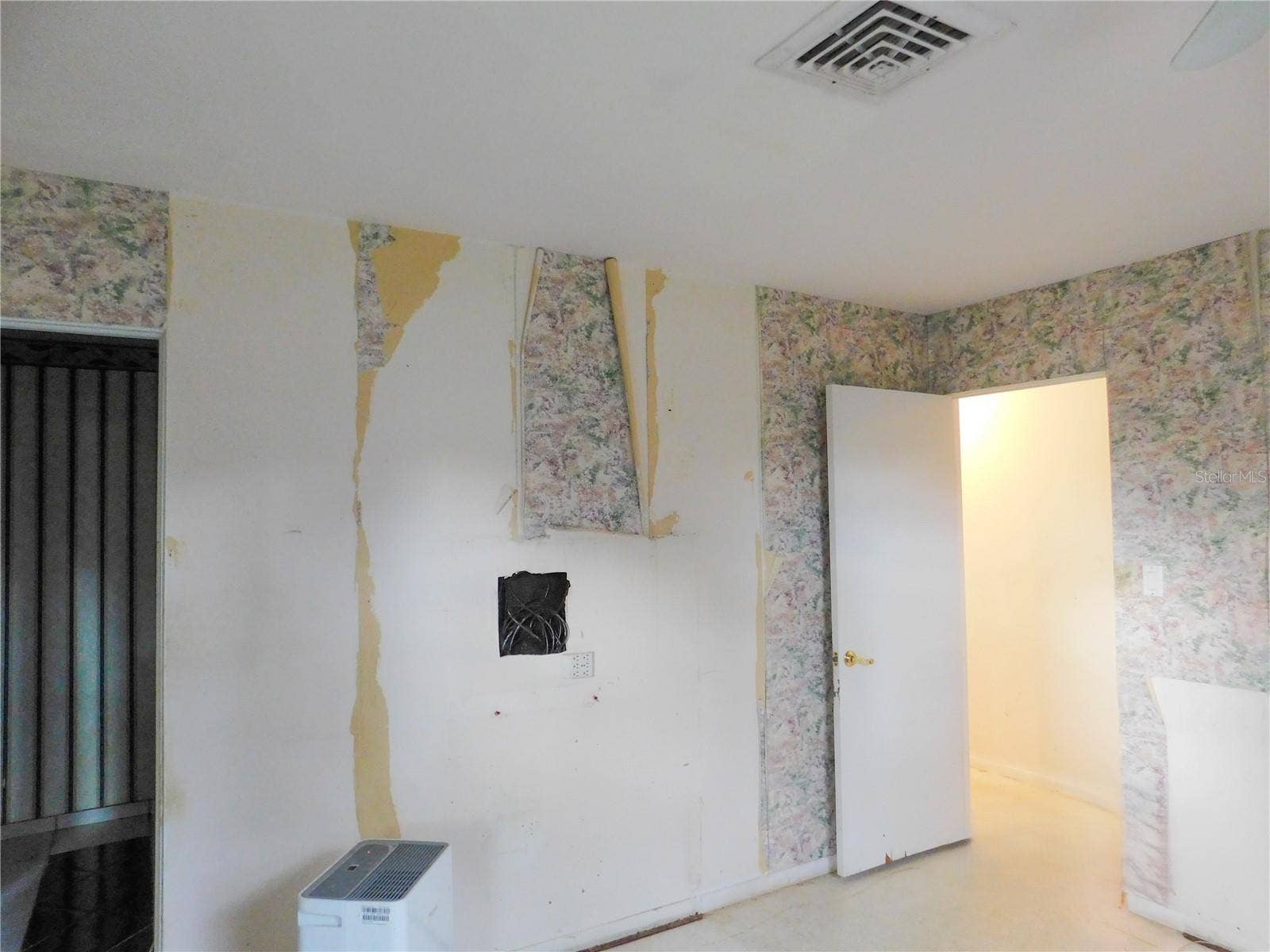 3724 LALANI BOULEVARD, Sarasota, FL 34232 3724 LALANI BOULEVARD, Sarasota, FL 34232