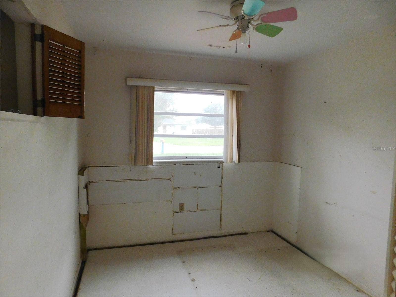 3724 LALANI BOULEVARD, Sarasota, FL 34232 3724 LALANI BOULEVARD, Sarasota, FL 34232