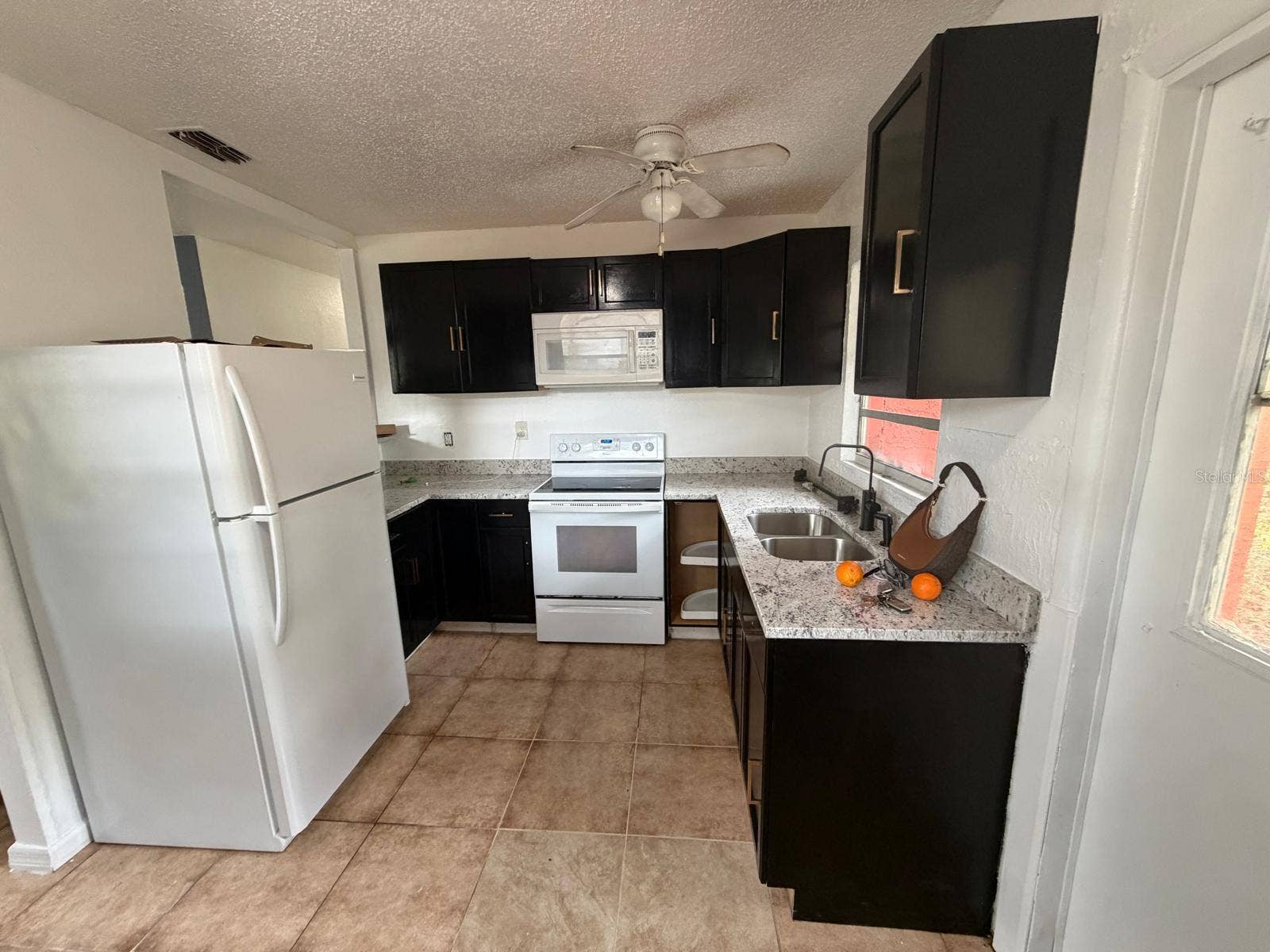 621 LINCOLN AVENUE, Tarpon Springs, FL 34689