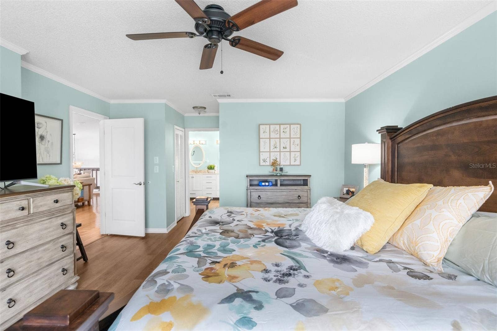 6029 BAYWAY COURT, New Port Richey, FL 34652 Owner's Suite Room. Located on second story.