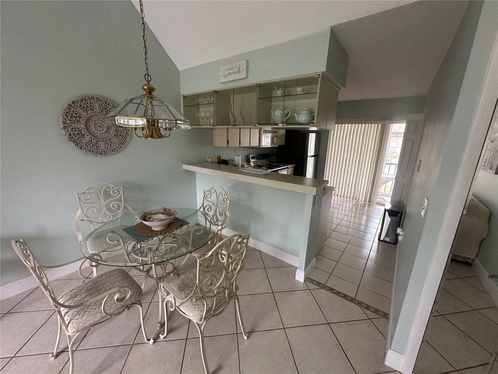 4805 SUNNYBROOK DRIVE, #26, New Port Richey, FL 34653 Dining area