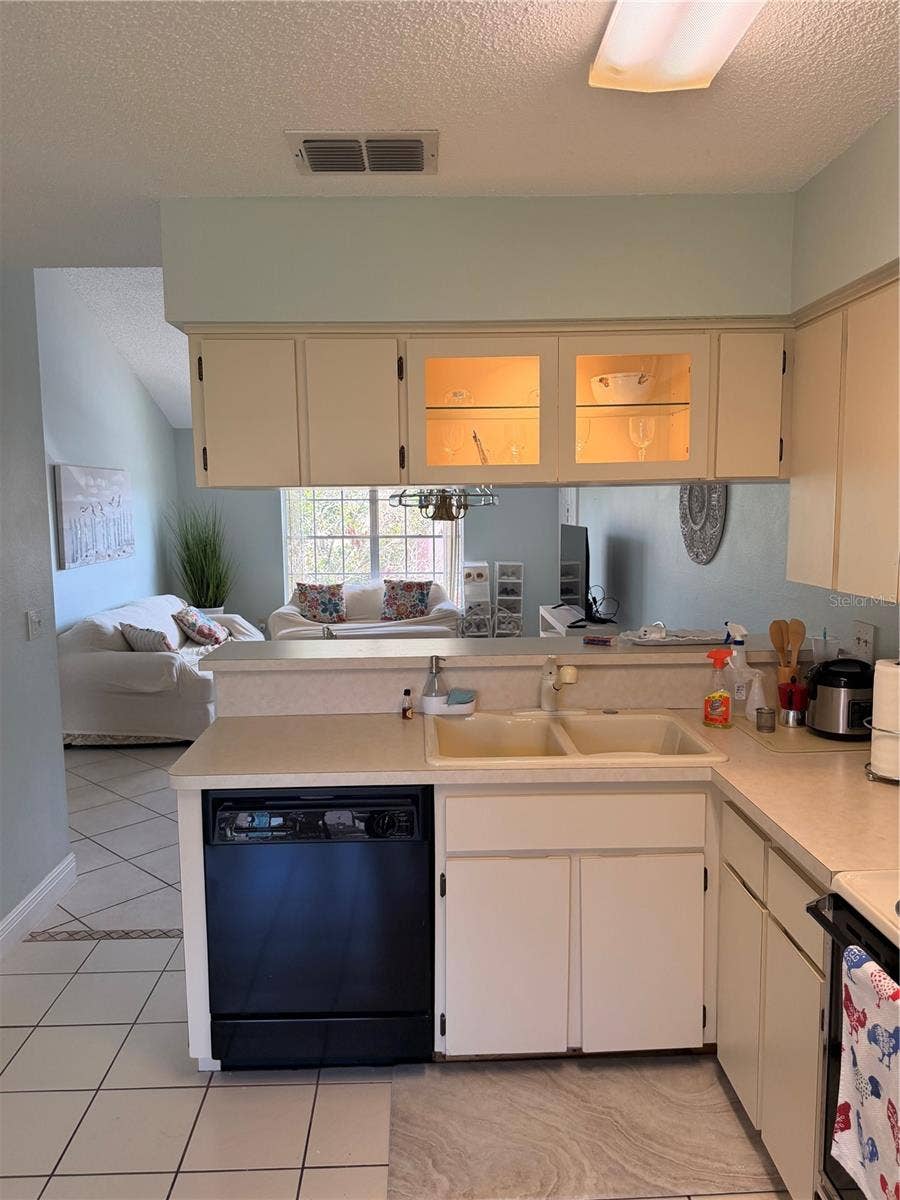 4805 SUNNYBROOK DRIVE, #26, New Port Richey, FL 34653 4805 SUNNYBROOK DRIVE, #26, New Port Richey, FL 34653
