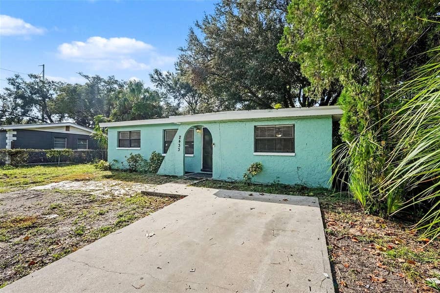 Property photo for 2433 S RAMONA CIRCLE, Tampa, FL