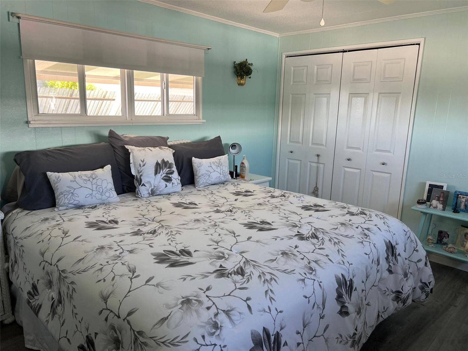 15 THATCH PALM STREET E, Largo, FL 33770