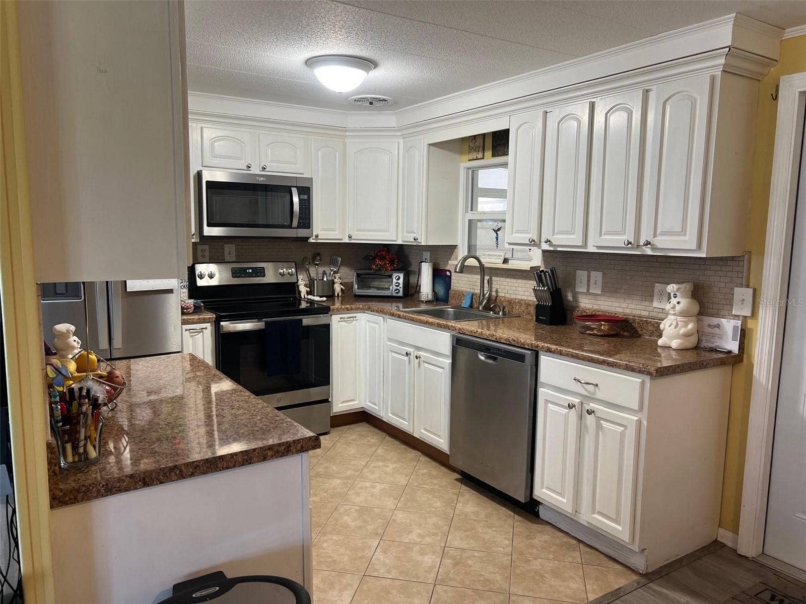 15 THATCH PALM STREET E, Largo, FL 33770