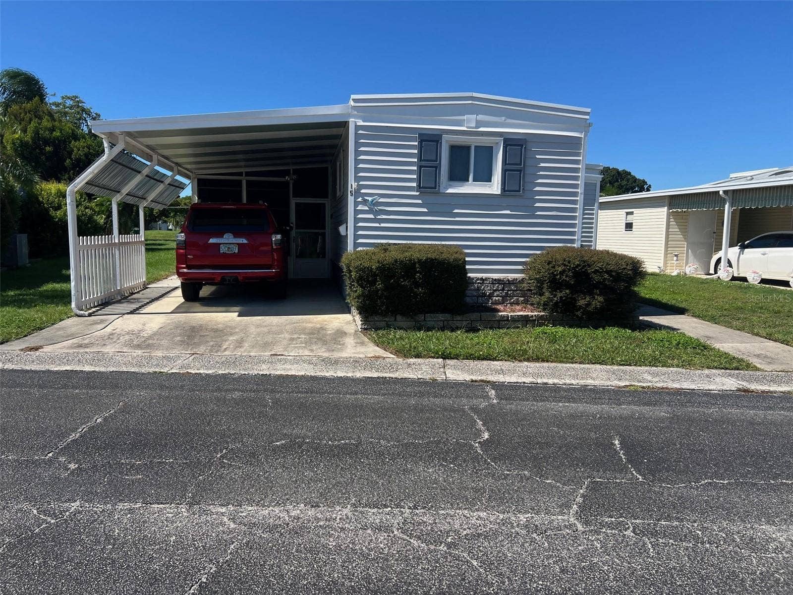 15 THATCH PALM STREET E, Largo, FL 33770