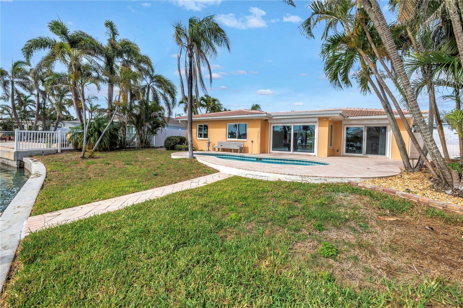 10128 YACHT CLUB DRIVE, Treasure Island, FL 33706 10128 YACHT CLUB DRIVE, Treasure Island, FL 33706