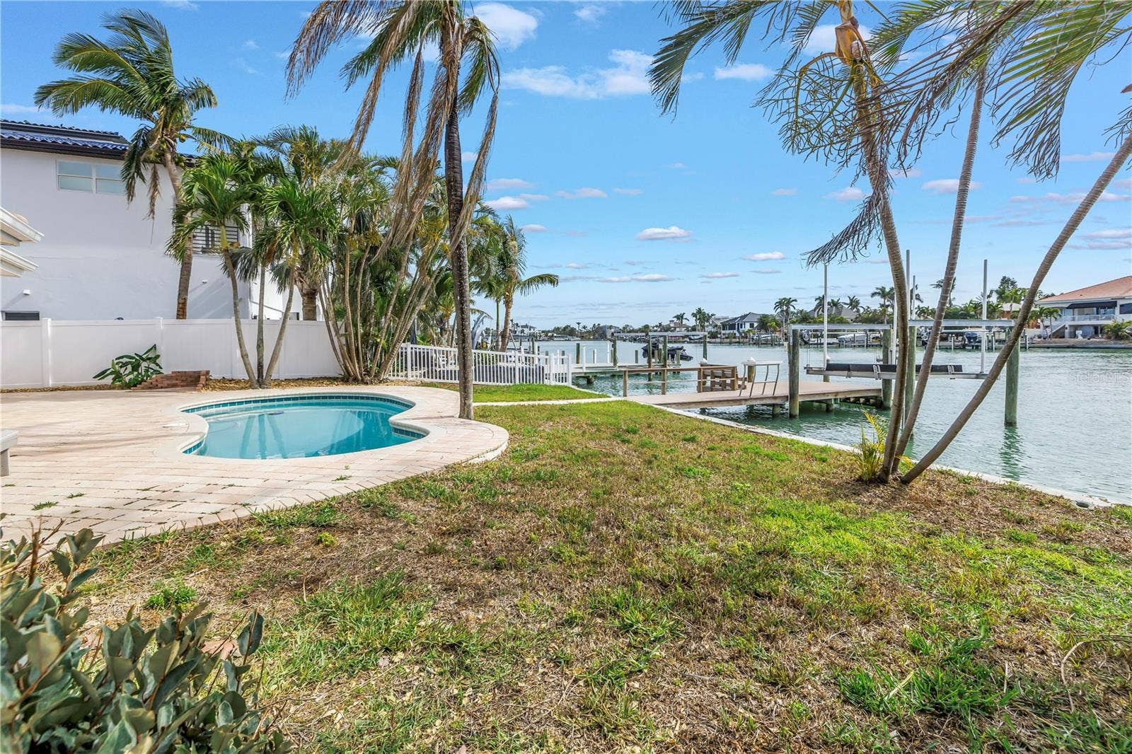 10128 YACHT CLUB DRIVE, Treasure Island, FL 33706 10128 YACHT CLUB DRIVE, Treasure Island, FL 33706
