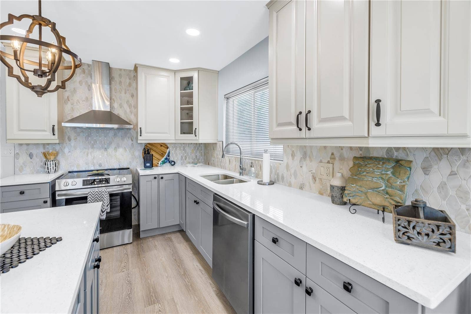 10128 YACHT CLUB DRIVE, Treasure Island, FL 33706 10128 YACHT CLUB DRIVE, Treasure Island, FL 33706