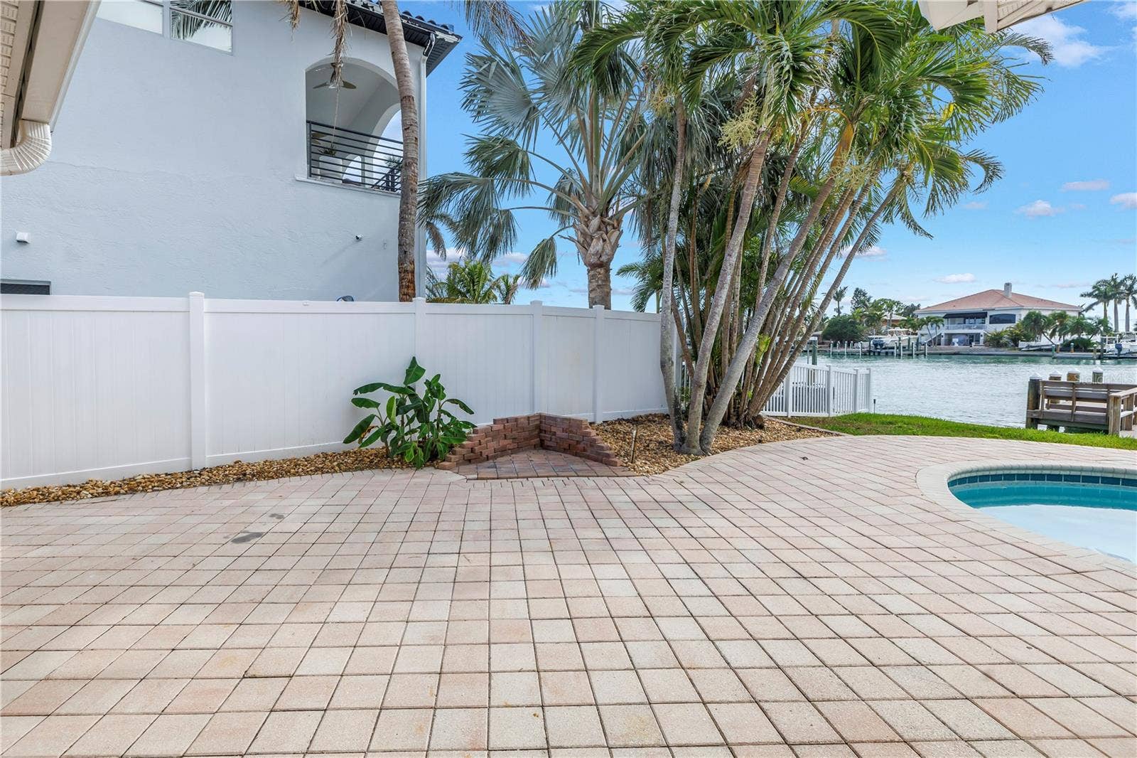10128 YACHT CLUB DRIVE, Treasure Island, FL 33706 10128 YACHT CLUB DRIVE, Treasure Island, FL 33706