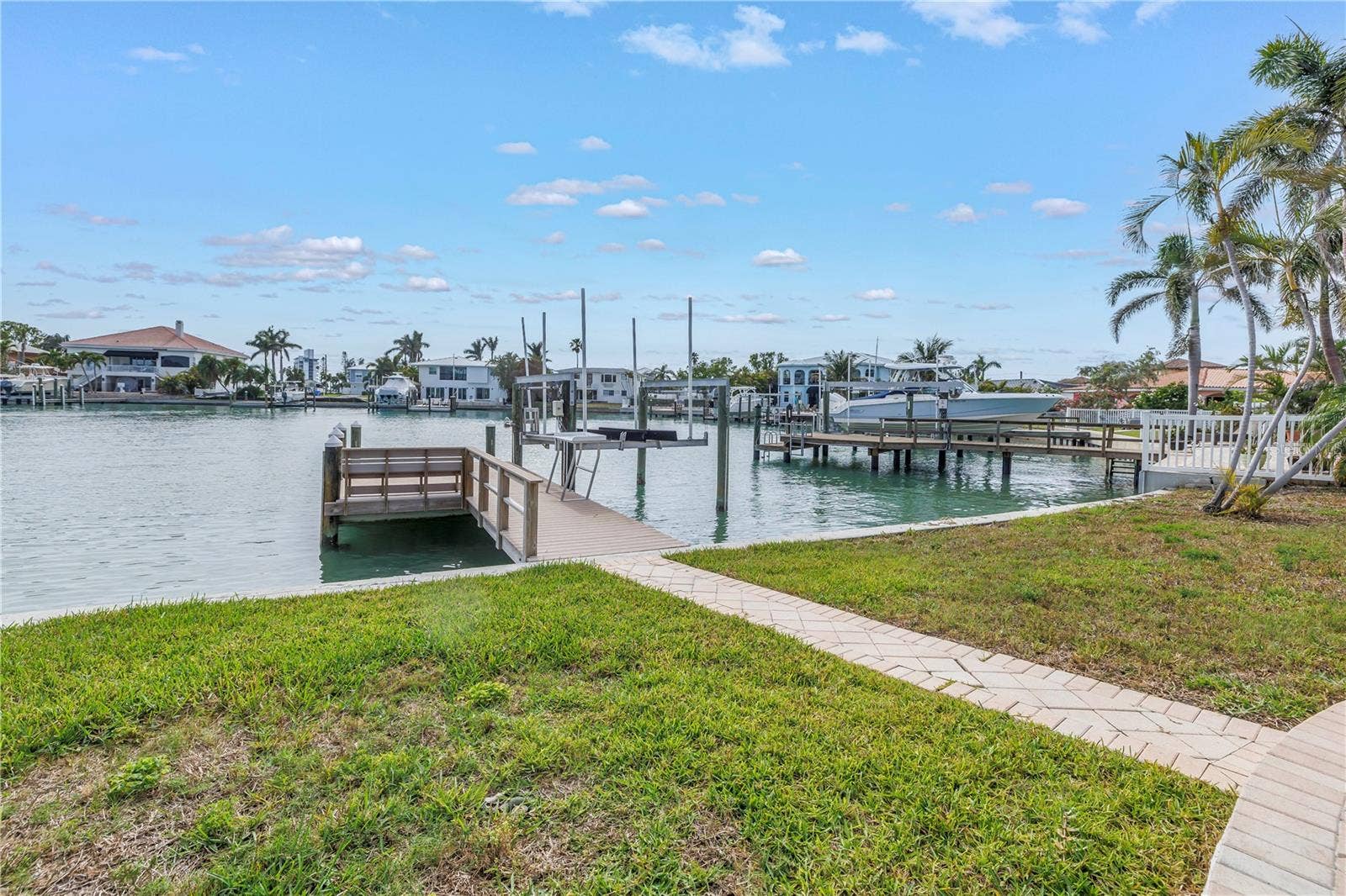 10128 YACHT CLUB DRIVE, Treasure Island, FL 33706 10128 YACHT CLUB DRIVE, Treasure Island, FL 33706