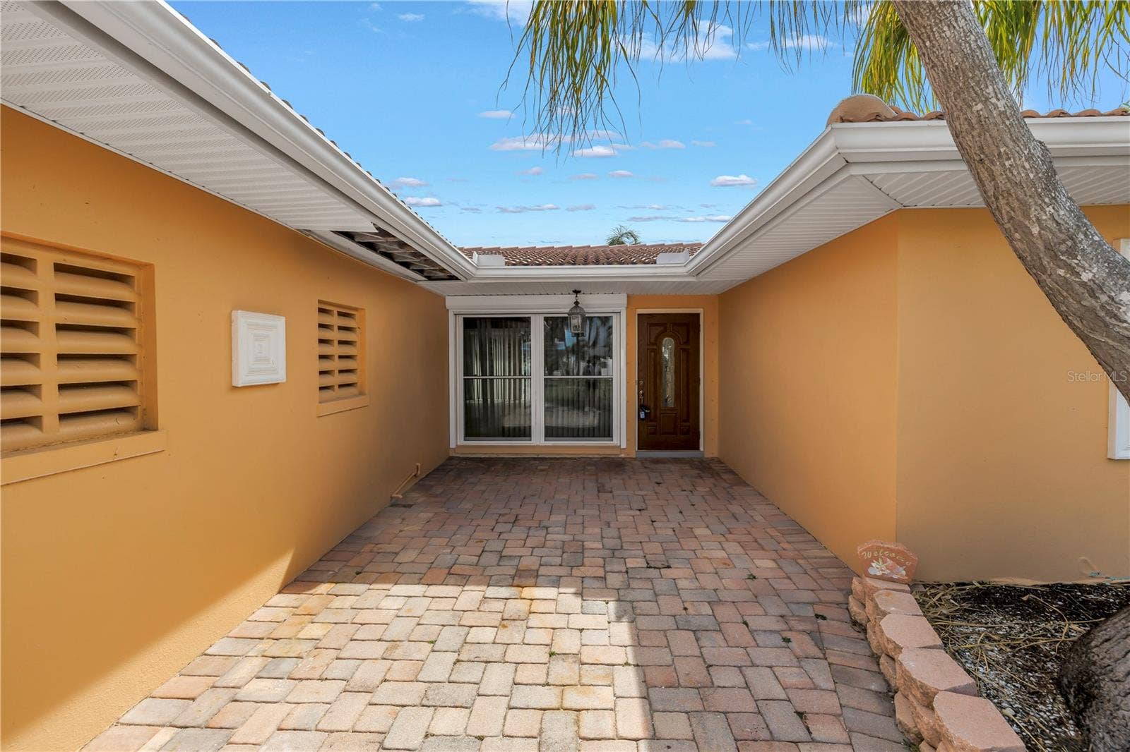 10128 YACHT CLUB DRIVE, Treasure Island, FL 33706 10128 YACHT CLUB DRIVE, Treasure Island, FL 33706