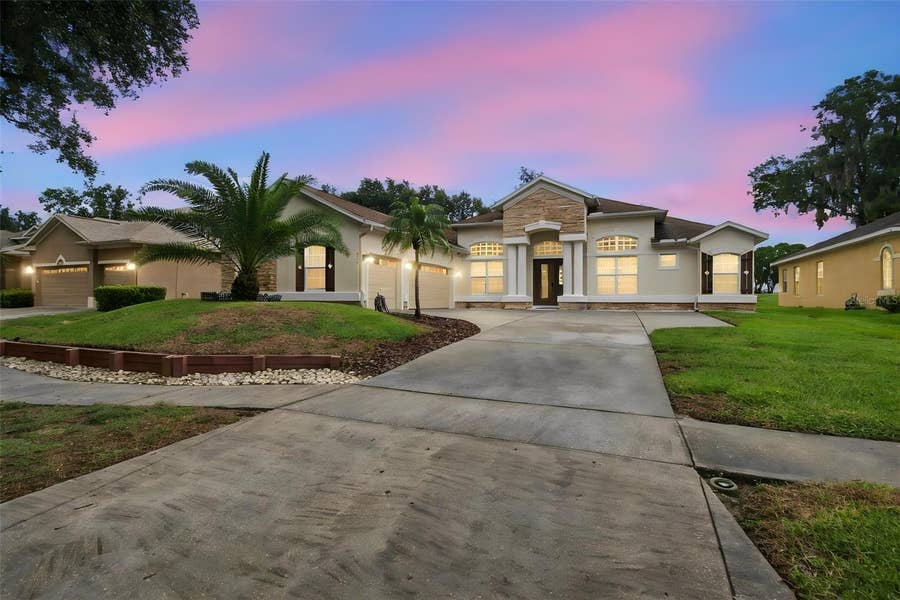 Property photo for 1519 BRILLIANT CUT WAY, Valrico, FL