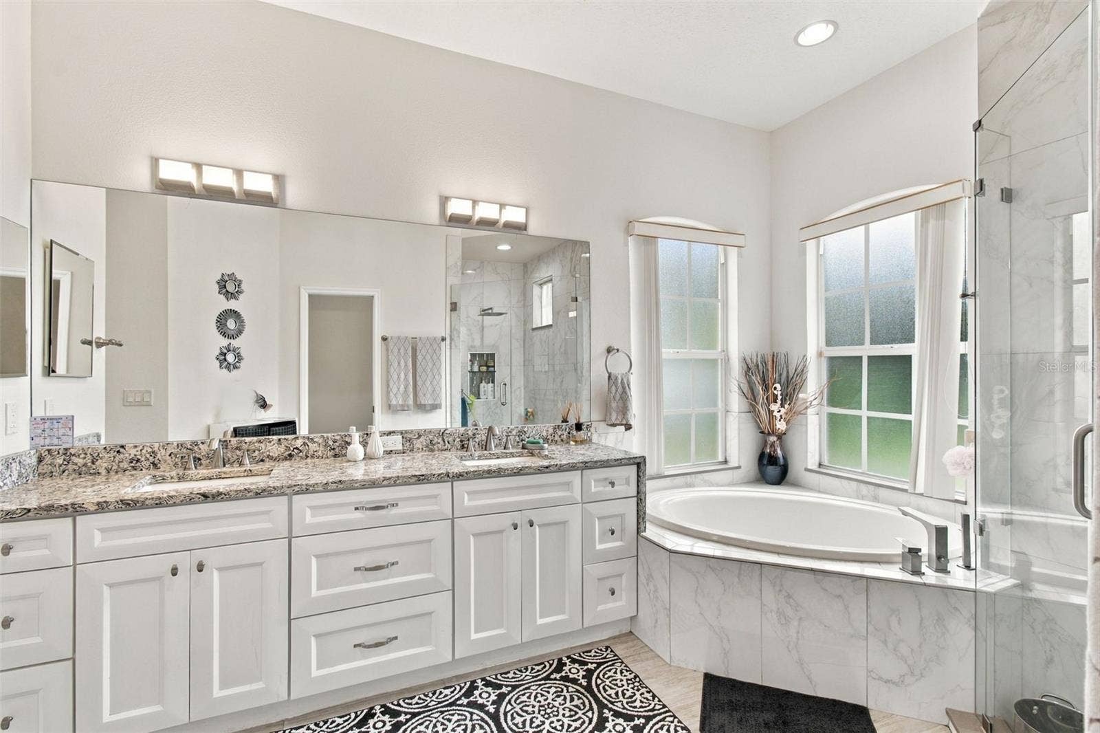 1519 BRILLIANT CUT WAY, Valrico, FL 33594 1519 BRILLIANT CUT WAY, Valrico, FL 33594