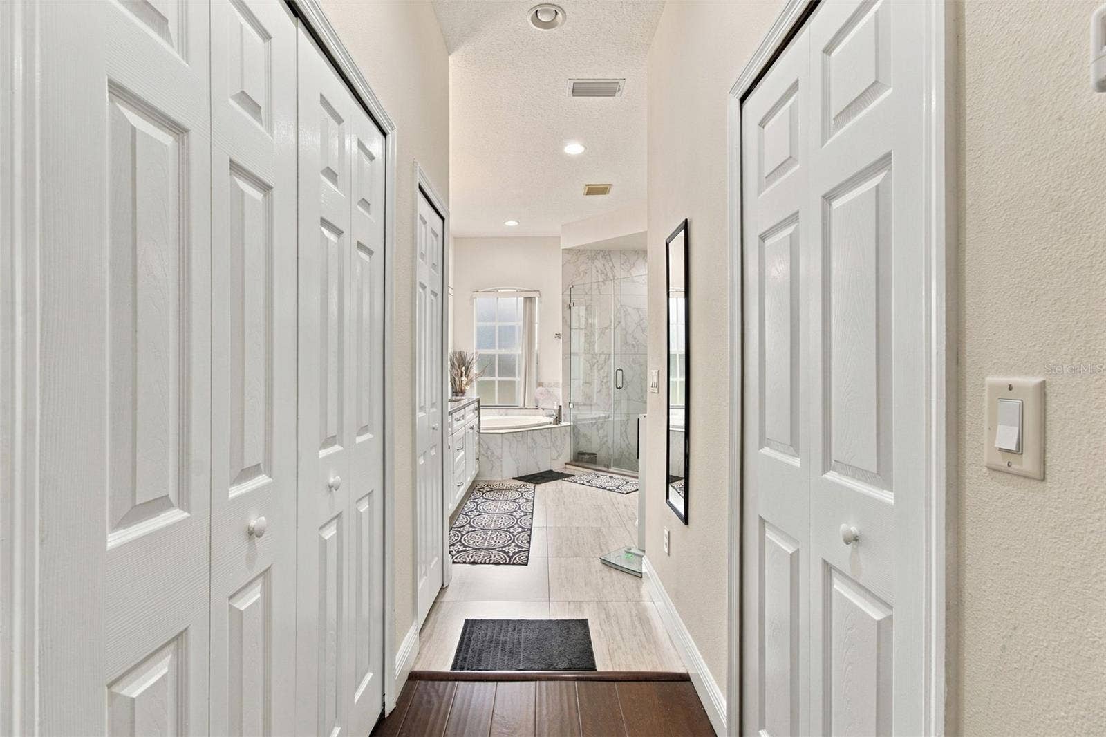 1519 BRILLIANT CUT WAY, Valrico, FL 33594 1519 BRILLIANT CUT WAY, Valrico, FL 33594