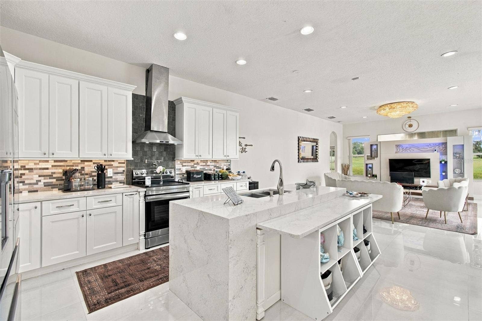 1519 BRILLIANT CUT WAY, Valrico, FL 33594 1519 BRILLIANT CUT WAY, Valrico, FL 33594