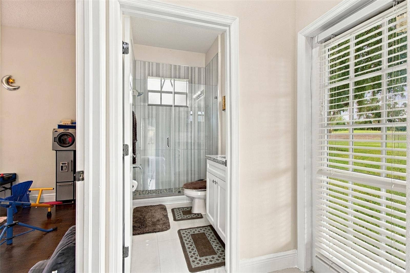 1519 BRILLIANT CUT WAY, Valrico, FL 33594 1519 BRILLIANT CUT WAY, Valrico, FL 33594