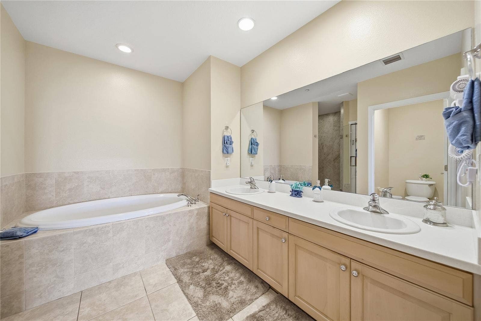530 S GULFVIEW BOULEVARD, #203, Clearwater Beach, FL 33767 530 S GULFVIEW BOULEVARD, #203, Clearwater Beach, FL 33767