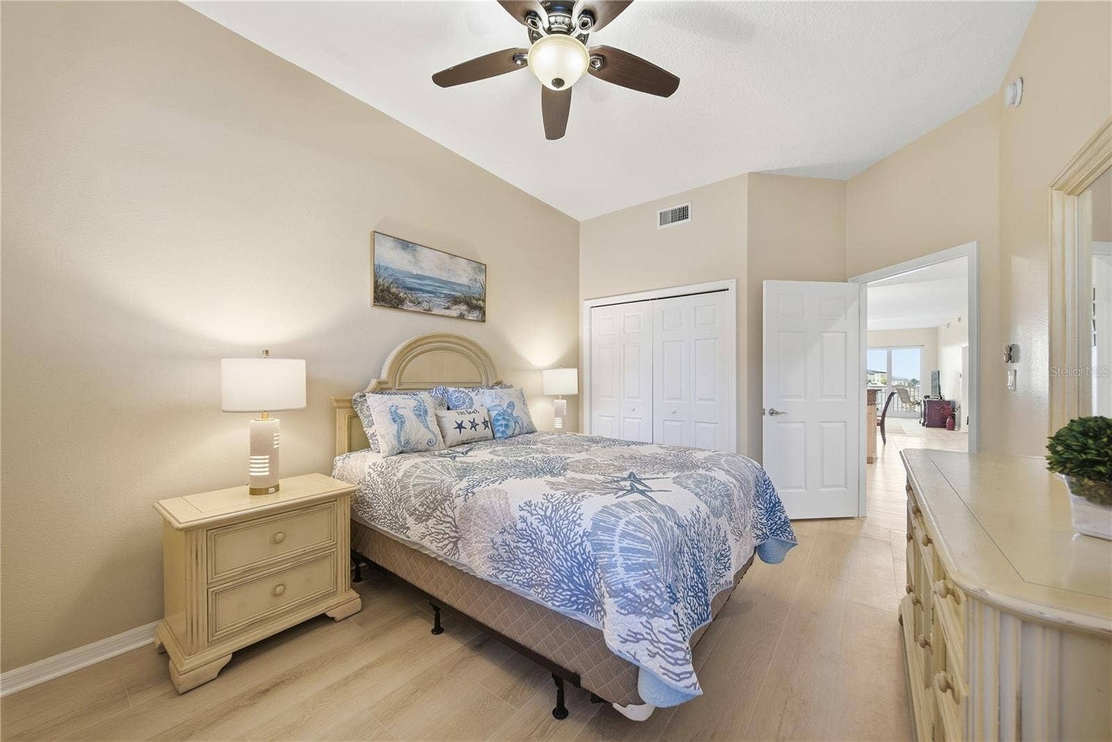 530 S GULFVIEW BOULEVARD, #203, Clearwater Beach, FL 33767 530 S GULFVIEW BOULEVARD, #203, Clearwater Beach, FL 33767