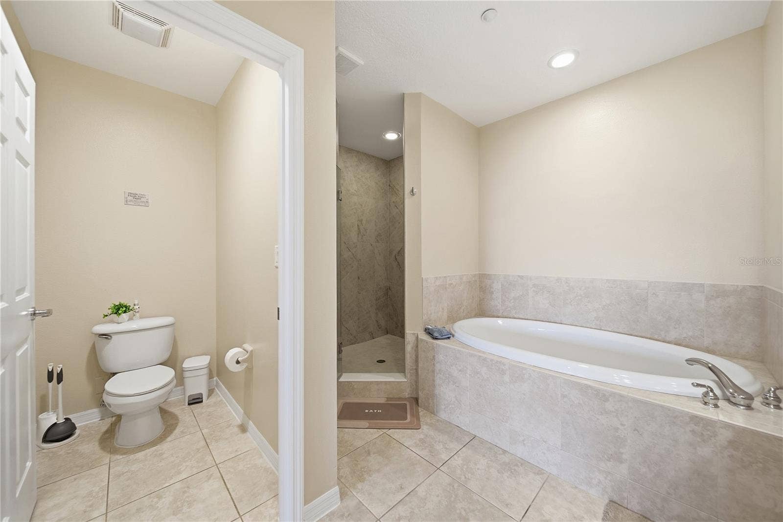 530 S GULFVIEW BOULEVARD, #203, Clearwater Beach, FL 33767 530 S GULFVIEW BOULEVARD, #203, Clearwater Beach, FL 33767